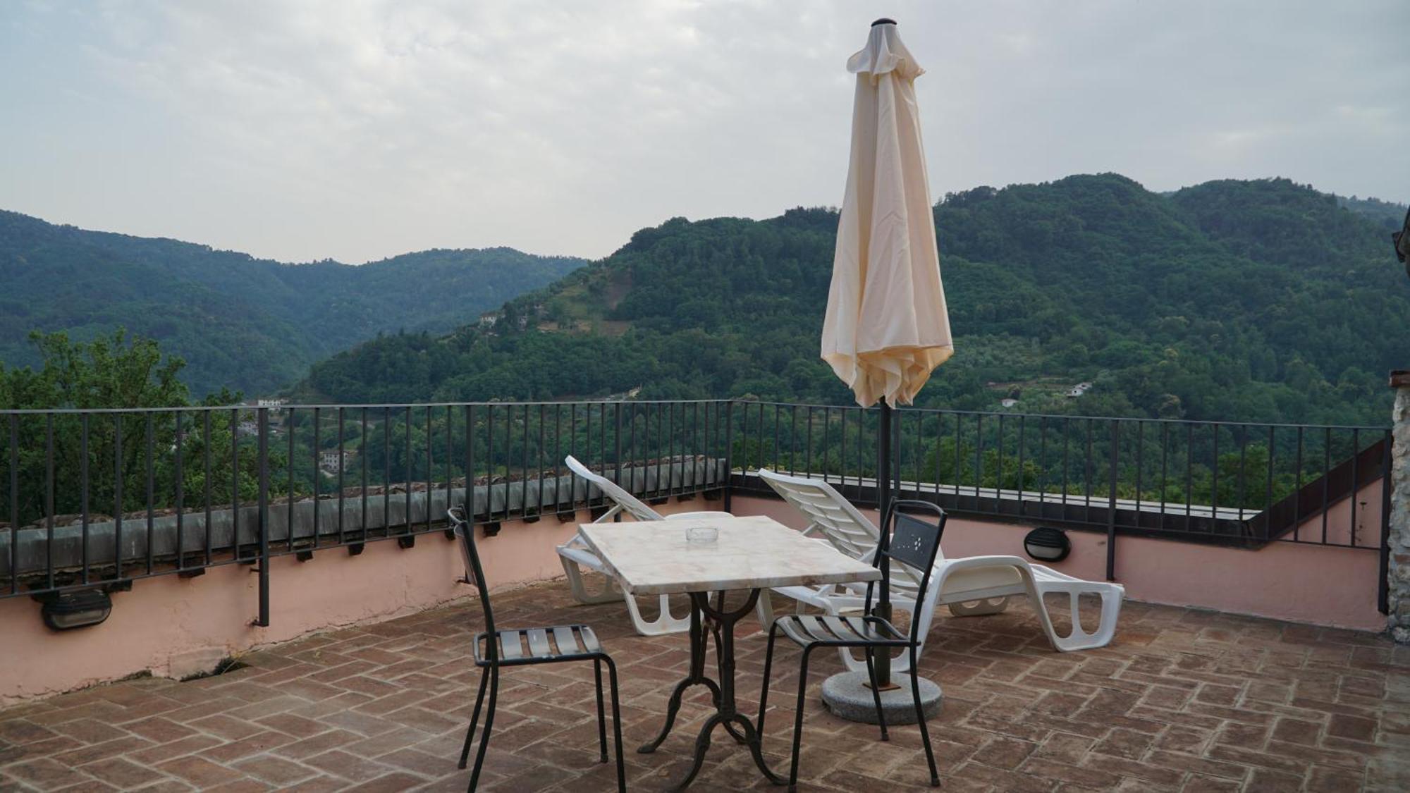 Borgo Giusto Tuscany Borgo a Mozzano Esterno foto